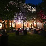 Waldhotel מלון 4*