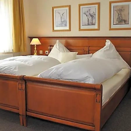 Waldhotel מלון ריינבאך