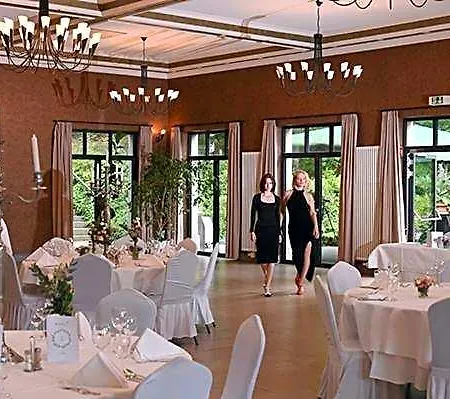 Waldhotel מלון