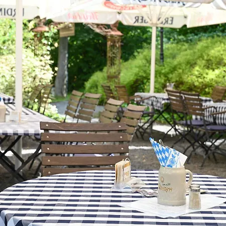 Waldhotel 4*