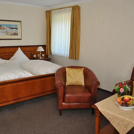 Waldhotel Отель 4*