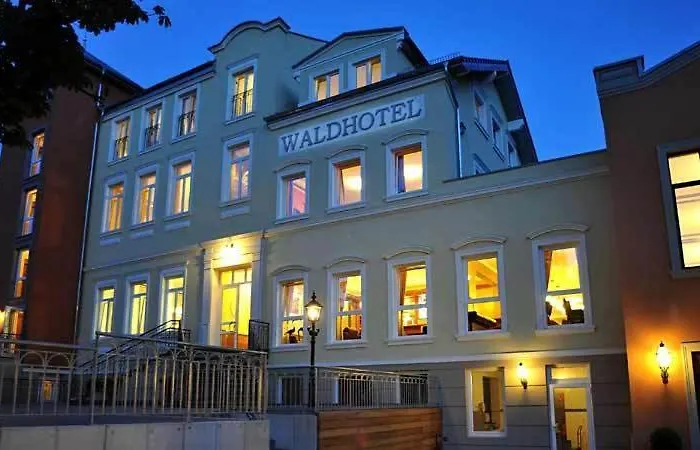 Waldhotel Отель