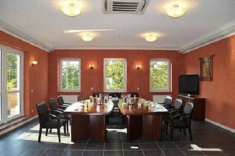 فندق Waldhotel 4*